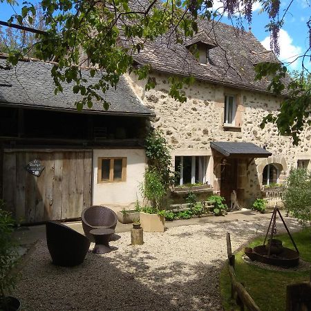 La Ferme Les Mamours La Bastide-l'Eveque Exterior photo